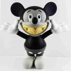 Rodent Grin Medium Figure By Made By Monsters X Ron English