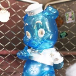 Frosty Piggums By Frank Kozik X Black Book Toy 13 Frosty Piggums By Frank Kozik X Black Book Toy