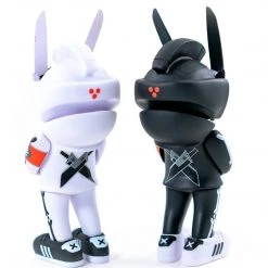 IamRetro.com Ghost Complex Black + White MEGA-TEQ63 By Martian Toys X Quiccs