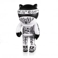 IamRetro.com KunCat 'No Way Out' 6" Vinyl Figure By Sakun X Martian Toys 9 IamRetro.com KunCat 'No Way Out' 6