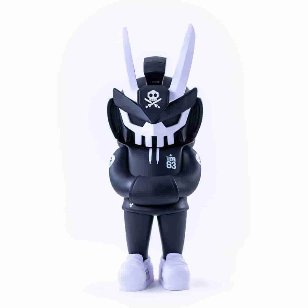 MEGA TEQ 63 Black - 12.5 Inch Medium Art Figure By Martian Toys X Quiccs 3 MEGA TEQ 63 Black - 12.5 Inch Medium Art Figure By Martian Toys X Quiccs