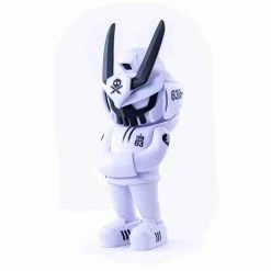 MEGA TEQ 63 White - 12.5 Inch Medium Art Figure By Martian Toys X Quiccs