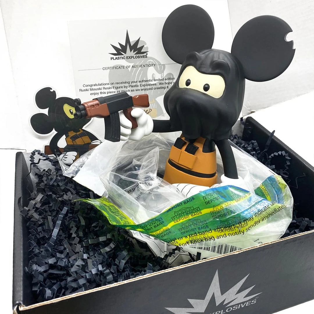 Ruski Mouski 8" Resin Figure By Plastic Explosives 7 Ruski Mouski 8" Resin Figure By Plastic Explosives