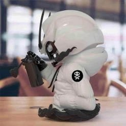 Ravager Ghost White Edition Of 300 Pcs Medium 7.3