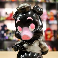 IamRetro.com Piggums Kuro-Buta Sofubi By Black Book Toys X Frank Kozik